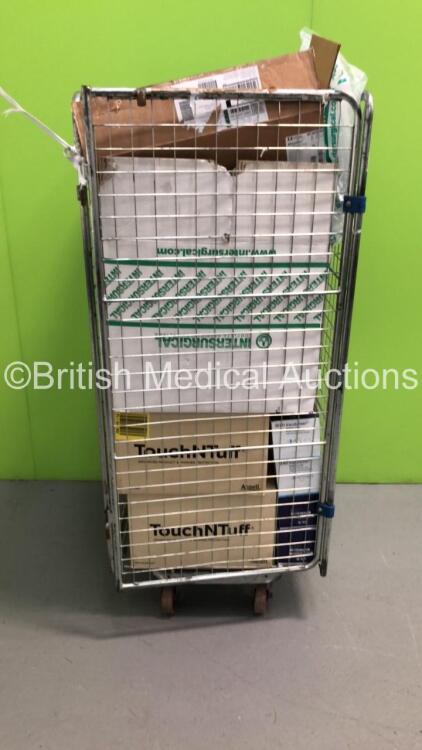 Cage of Mixed Consumables Including Covidien Magellan Hypodermic Safety Needles, Rocialle Straight Tubing Clamps and Intersurgical Breathing Circuits (Cage Not Included - Out of Date)