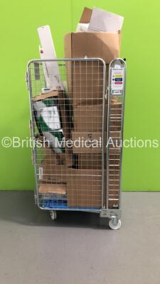 Cage of Mixed Consumables Including Intersurgical i-gel Supraglottic Airways, Marshall Classic Single Use Laryngoscopes and Sol Care Safety Needles (Cage Not Included - Majority Out of Date) - 2