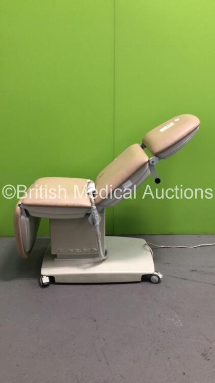 Golem Electric Therapy / Patient Couch with Controller (Powers Up) *S/N FS0085267*