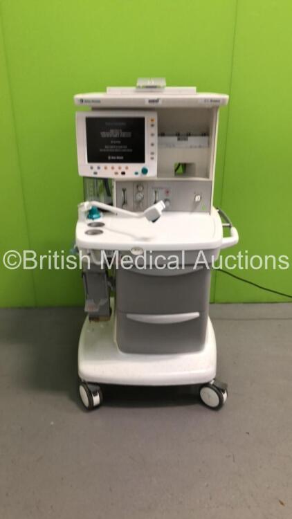 Datex-Ohmeda S/5 Avance Anaesthesia Machine Software Version 3.20 with Bellows and Hoses (Powers Up) *S/N ANBJ00139*