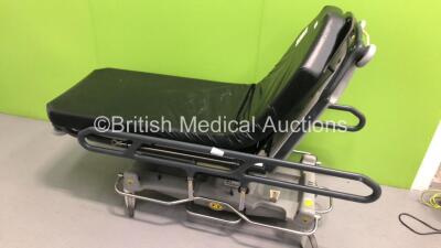 Anetic Aid QA3 Hydraulic Patient Examination Couch with Cushions (Hydraulics Tested Working) *S/N 6380* - 3