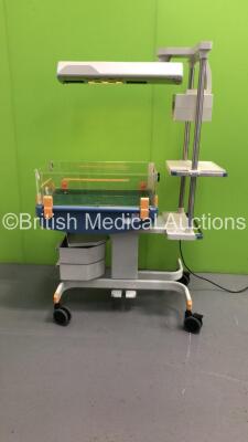 Drager Babytherm 8010 Infant Incubator (Powers Up) *S/N ARNC-0021*