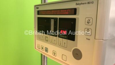 Drager Babytherm 8010 Infant Incubator (Powers Up) *S/N ARNC-0021* - 4
