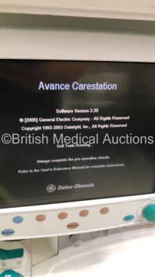 Datex-Ohmeda S/5 Avance Anaesthesia Machine Software Version 3.20 with Bellows and Hoses (Powers Up) *S/N ANBK00335* - 4
