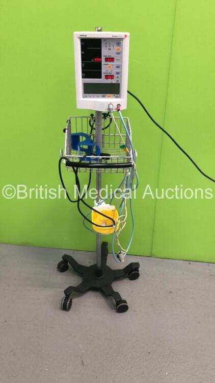 Mindray Accutorr Plus Patient Monitor on Stand with 1 x BP Hose and 1 x SpO2 Finger Sensor (Powers Up) * Asset No FS 0116158 *