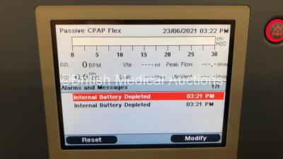 Philips Respironics Trilogy 100 Ventilator Software Version 14.1.02 (Powers Up) in Carry Bag - 2