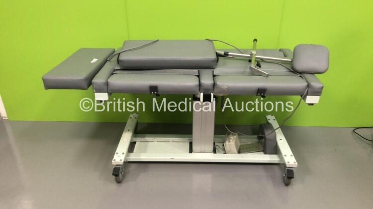 Medical Positioning Electric Table with Controller (Powers Up)