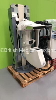 GE Senographe Essential Mammography System with Workstation, Control Unit and Lead X-Ray Glass *Mfd 09/2010* *S/N 5948742U0* - 10