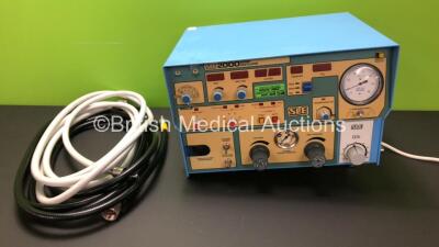 SLE 2000 Infant Ventilator - Running Hours 1221731 with Hoses (Powers Up with Blank Screen) *A0206 2001*