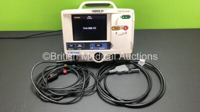 Medtronic Lifepak 20 Defibrillator / Monitor Including ECG and Printer Options with 1 x Paddle Lead, 1 x 3 Lead ECG Lead and 1 x Battery *Mfd 2007* (Powers Up)