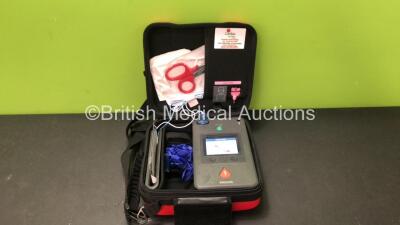 Philips Heartstart FR3 Defibrillator with 1 x Battery *Install Date 10-2022* and 1 x Philips Heartstart Smart Pads III Defibrillator Pad (Powers Up) *SN C17A00090*