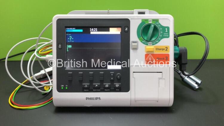 Philips Heartstart XL+ Defibrillator *Mfd - 03-2013* with Pacer, ECG and Printer Options, 3 Lead ECG Lead and Paddle Lead (Powers Up) *US31304986*