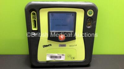Zoll AED PRO Defibrillator (Powers Up when Tested with Stock Battery-Batteries Not Included) *SN AA10C016773*