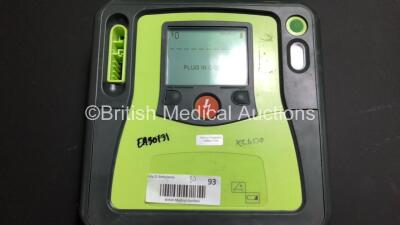 Zoll AED PRO Defibrillator (Powers Up when Tested with Stock Battery-Batteries Not Included) *SN AA10C016773* - 3