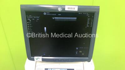 GE Logiq E9 Flat Screen Ultrasound Scanner Model 5205000-4 *S/N 105854US4* **Mfd 06/2011** Software Version R3.1.2 with 3 x Transducers / Probes (C1-5-D Ref 5261135 *Mfd 09/2016* / ML6-15-D Ref 5199103 *Mfd 06/2012* and 9L-D Ref 5194432 *Mfd 07/2014*) an - 2