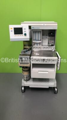 Datex-Ohmeda Aestiva/5 Anaesthesia Machine with Datex-Ohmeda 7100 Ventilator Software Version 1.3, Ohmeda Isotec 5 Isoflurane Vaporizer, Oxygen Mixer, Bellows and Hoses (Powers Up) ***GL***