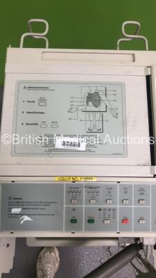 Agilent PageWriter 100 ECG Machine with 10-Lead ECG Lead (Powers Up) * SN CND4753942 * - 2