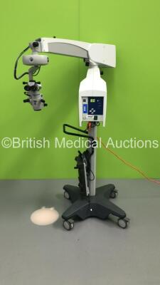 Zeiss OPMI Lumera Surgical Microscope with Zeiss F-170 Binoculars, 2 x Zeiss 10x Eyepieces and Zeiss f200 Lens on Zeiss S7 Stand and Footswitch (Powers Up with Good Bulb) *FS0182580*