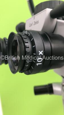 Zeiss OPMI Lumera Surgical Microscope with Zeiss F-170 Binoculars, 2 x Zeiss 10x Eyepieces and Zeiss f200 Lens on Zeiss S7 Stand and Footswitch (Powers Up with Good Bulb) *FS0182580* - 5