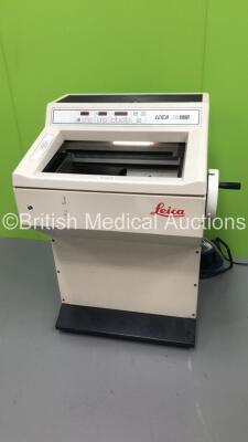 Leica CM1900 Cryostat (Powers Up-1 x Missing Wheel)