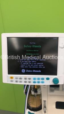 Datex-Ohmeda Aisys Anaesthesia Machine Software Version 06.10 with Bellows and Hoses (Powers Up) *S/N ANAN00383* - 2