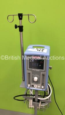 Carefusion Infant Flow SiPAP Part No 675-CFG-004 on Stand with Viasys Infant Flow SiPAP Transducer Interface 677.002 and Hoses (Powers Up) *Mfd 11/2006* - 2