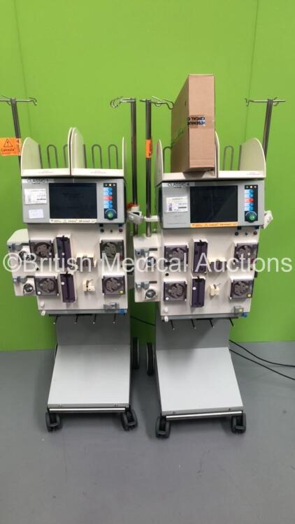 2 x Fresenius Medical Care MultiFiltrate Dialysis Machines Software Version 5.2 en (Both Power Up) *S/N 0MUG5286 / 0MUG4947*