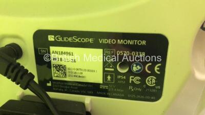 GlideScope 0570-0338 Video Monitor on Stand (Powers Up) - 4
