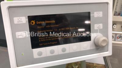 Datex-Ohmeda Aestiva 3000 Anaesthesia Machine with Datex-Ohmeda Aestiva with SmartVent Software Version 3.2, Oxygen Mixer, Bellows, Absorber and Hoses (Powers Up) *S/N - 2