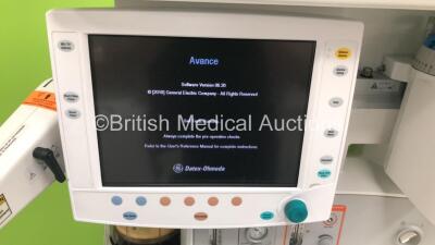 Datex-Ohmeda S/5 Avance Anaesthesia Machine Software Version 06.20 with Drage Baxter D-Vapor Desflurane Vaporizer, Bellows and Hoses (Powers Up) *S/N ANBQ00528* - 2