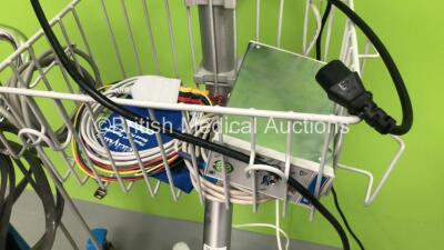 1 x GE Dinamap Pro 300 Vital Signs Monitor on Stand with Cables and 1 x Spacelabs Ultraview SL Patient Monitor on Stand with 2 x Modules and Cables (Both Power Up) *S/N 1370-200722* - 4