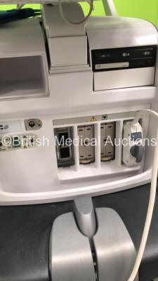 GE Vivid E9 Flat Screen Ultrasound Scanner *S/N VE96033* **Mfd 09/2013** with 1 x Transducer / Probe (M5S-D Ref GE-3MIX *Mfd 09/20113*) (HDD REMOVED) - 6