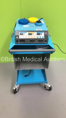 Valleylab Force FX-8CS Electrosurgical / Diathermy Unit with Footswitch (Powers Up)