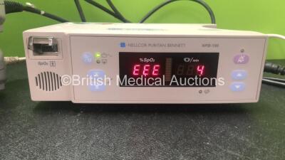 Job Lot Including 5 x Nellcor N-550 Pulse Oximeters (3 Power Up, 2 No Power) 1 x Nellcor Puritan Bennett NPB-190 Pulse Oximeter (Powers Up with Error-See Photo) *SN PA1040200539, PA1040200549, G99825258, PA103100667, 018105040248* - 4