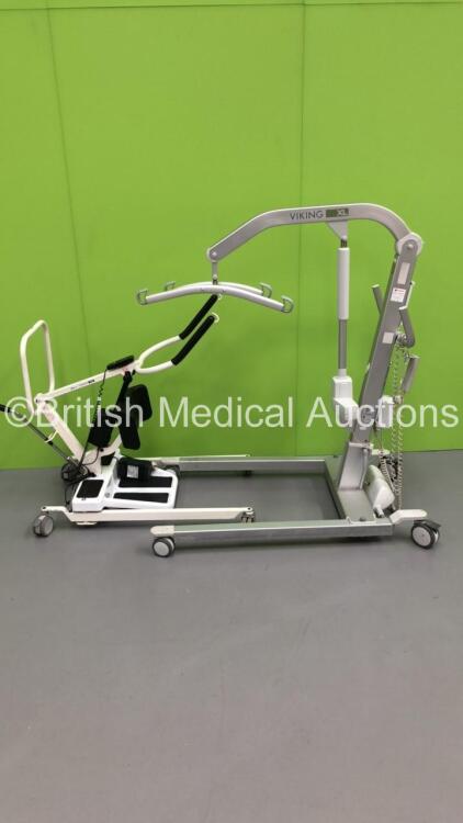 1 x Oxford Standaid 135 Electric Patient Hoist with Controller and 1 x Liko Viking XL Electric Patient Hoist with Controller (1 x No Power, 1 x Unable To Test Due to No Battery)