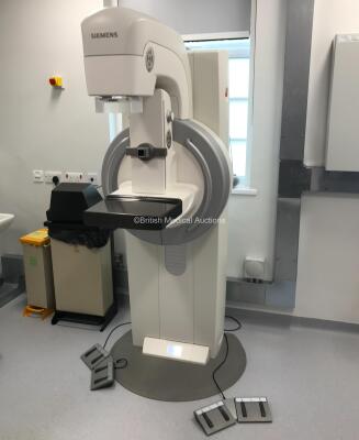 Siemens Mammomat Inspiration Mammography System *Mfd - 2011 with a 2015 detector* with Cables and Accessories including Console and Lead Screen
