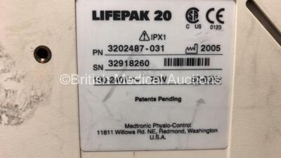 Medtronic Physio Control Lifepak 20 Defibrillator / Monitor with ECG, Pacer and Printer Options, 1 x ECG Lead and 1 x Paddle Lead *Mfd 2005* (Powers Up) *32918260* - 4