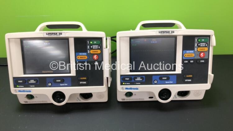 2 x Medtronic Physio Control Lifepak 20 Defibrillator / Monitors with ECG and Printer Options (Both Power Up) *GL* **32920856 - 34003624**