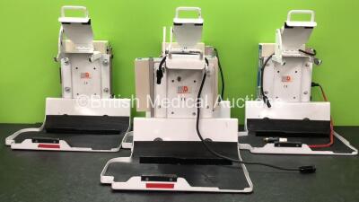 4 x Dlouhy DL007/33 Lifepak 15 Mounting Brackets with 4 x AD High Pak Chargers *SN 885308, 8853017, 8853036, 8853037*