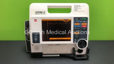 Medtronic Lifepak 12 Biphasic Defibrillator / Monitor Including ECG, SPO2, CO2, NIBP and Printer Options with 2 x Batteries *Mfd 2009* (Powers Up) *37797941*