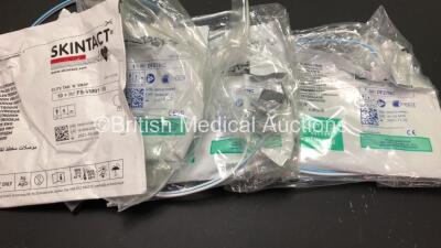 Job Lot Including 1 x Philips FR2+ Defibrillator, 1 x Laerdal FR2 Defibrillator with 4 x Batteries *Install Before 11-2020 - 04-2021 - 05-2020 - 11-2020* and Carry Cases (Both Power Up and Pass Self Test) and 1 x Lifepak AED Trainer with Controller in Car - 5