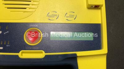4 x Cardiac Science Powerheart AED G3 Defibrillators (All Power Up with Faulty Display Screens when Tested with Stock Battery- Batteries Not Included) - 4