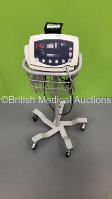 Welch Allyn 53N00 Patient Monitor on Stand (Powers Up-Broken Bracket-See Photo) * SN JA070693 *