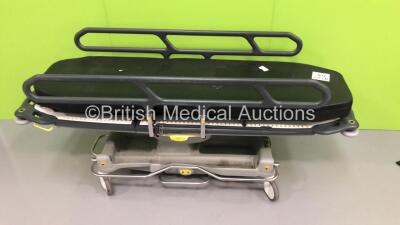 Anetic Aid QA3 Hydraulic Patient Trolley with Mattress (Hydraulics Tested Working) - 2