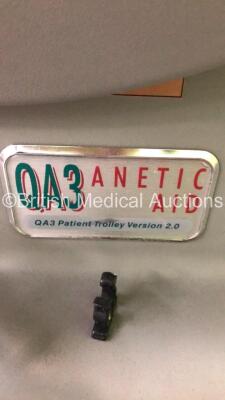 Anetic Aid QA3 Hydraulic Patient Trolley with Mattress (Hydraulics Tested Working) - 3