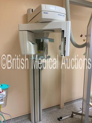 Gendex Orthoralix 9200 OPG Deinstalled from a Working Clinical Environment *20-1046*