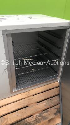 GenLab INC/150/F/DIG Incubator (Powers Up) *Pallet* - 3