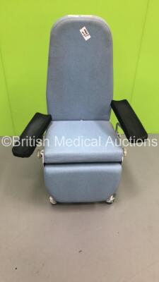 Midmark Promotal Model 70872 Chair with Arm Rests * SN 080802270-213443 *
