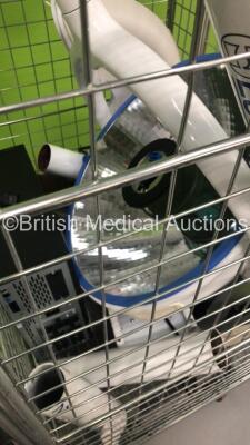 2 x Eschmann Operating Theatre Lights with Arms and Accessories * On Pallet * (Cage Not Included) - 4
