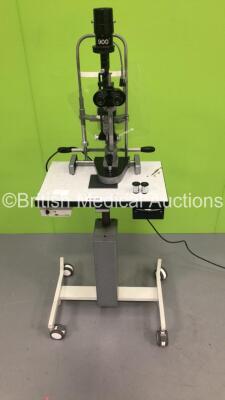 Haag-Streit Bern SL 900 Slit Lamp with 2 x 10x Eyepieces and 2 x 16x Eyepieces on Haag Streit Bern Hydraulic Table (Powers Up with Good Bulb-Hydraulics Tested Working)